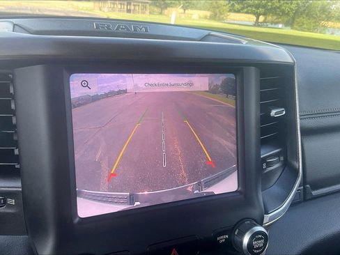 Used 2022 RAM 1500 Laramie AWD/4WD image 25
