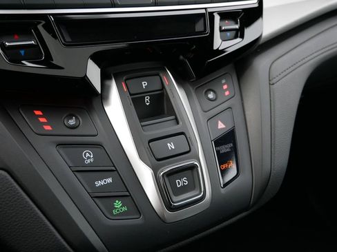 Used 2025 Honda Odyssey Sport-L image 25