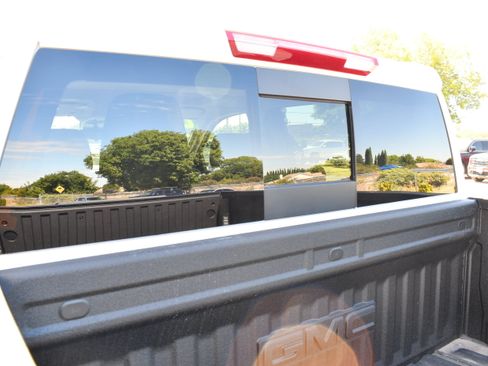 New 2026 GMC Sierra 1500 Elevation w/ Preferred Package AWD/4WD image 14