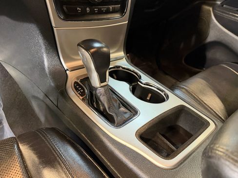Used 2016 Jeep Grand Cherokee High Altitude RWD image 18