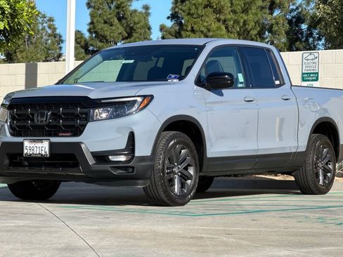 Certified 2025 Honda Ridgeline Sport image 11