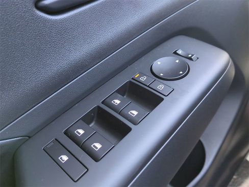 New 2026 Hyundai Kona SE image 27