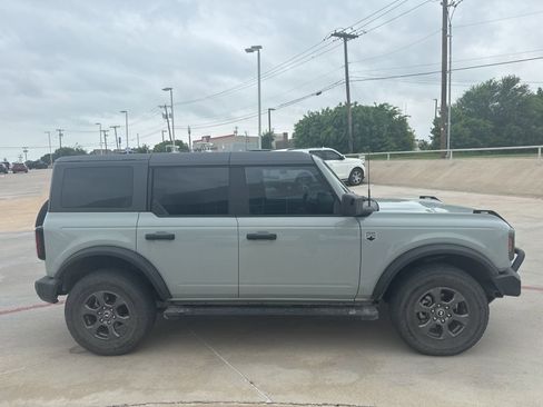 Used 2023 Ford Bronco Big Bend image 4
