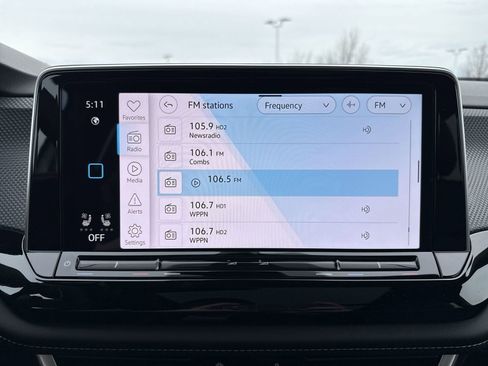 New 2026 Volkswagen Atlas Cross Sport SEL R-Line AWD/4WD image 17
