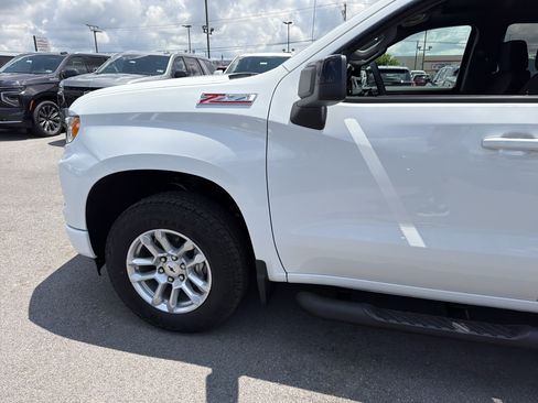 New 2026 Chevrolet Silverado 1500 RST AWD/4WD image 12