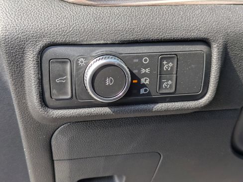 Certified 2022 Ford Explorer Limited w/ Equipment Group 301A image 15