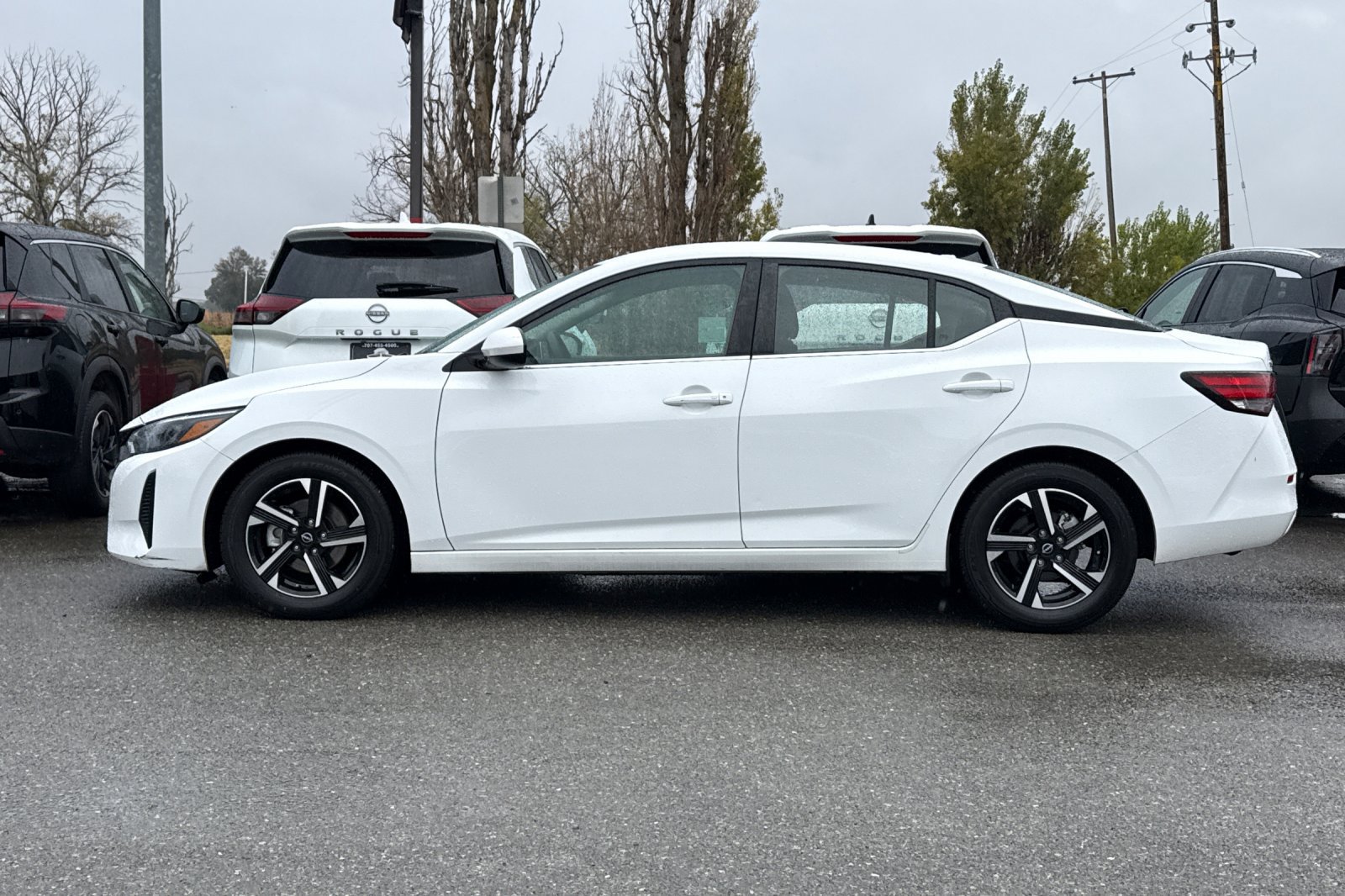 Certified 2024 Nissan Sentra SV FWD image 9