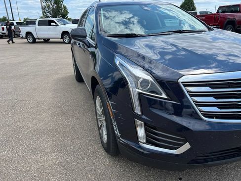 Used 2017 Cadillac XT5 Luxury w/ Driver Awareness Package AWD/4WD image 15