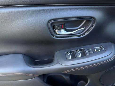 Certified 2025 Honda HR-V Sport image 11