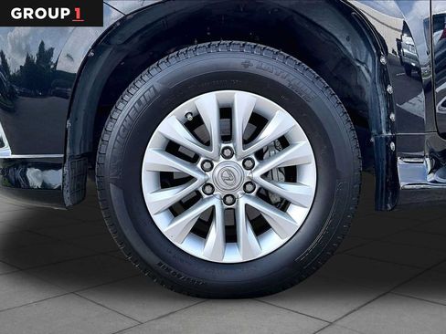 Used 2023 Lexus GX 460 Premium AWD/4WD image 9