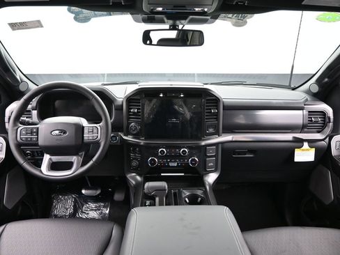 New 2026 Ford F150 Lariat w/ Equipment Group 502A High image 29