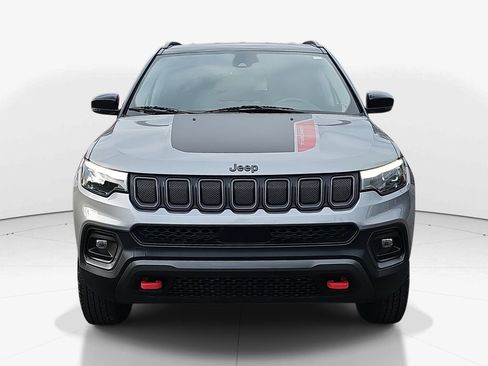 Used 2022 Jeep Compass Trailhawk w/ Trailhawk Elite Group image 10