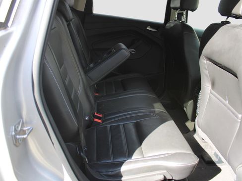 Used 2017 Ford Escape Titanium image 12