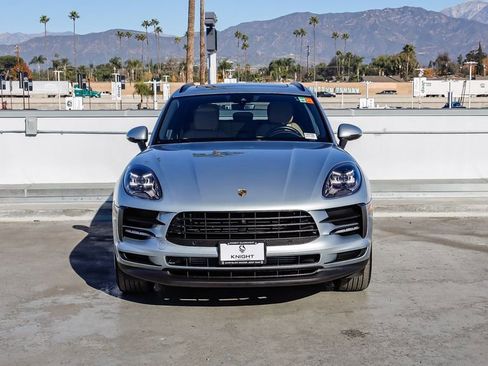 Used 2020 Porsche Macan image 3