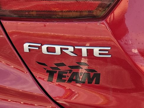 Used 2024 Kia Forte GT-Line w/ GT-Line Premium Package FWD image 34