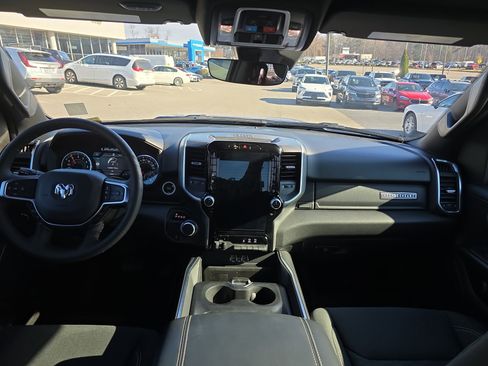 Used 2025 RAM 1500 Big Horn image 18