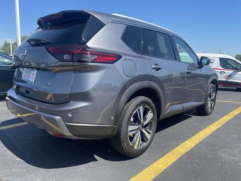 Used 2026 Nissan Rogue SL FWD image 34