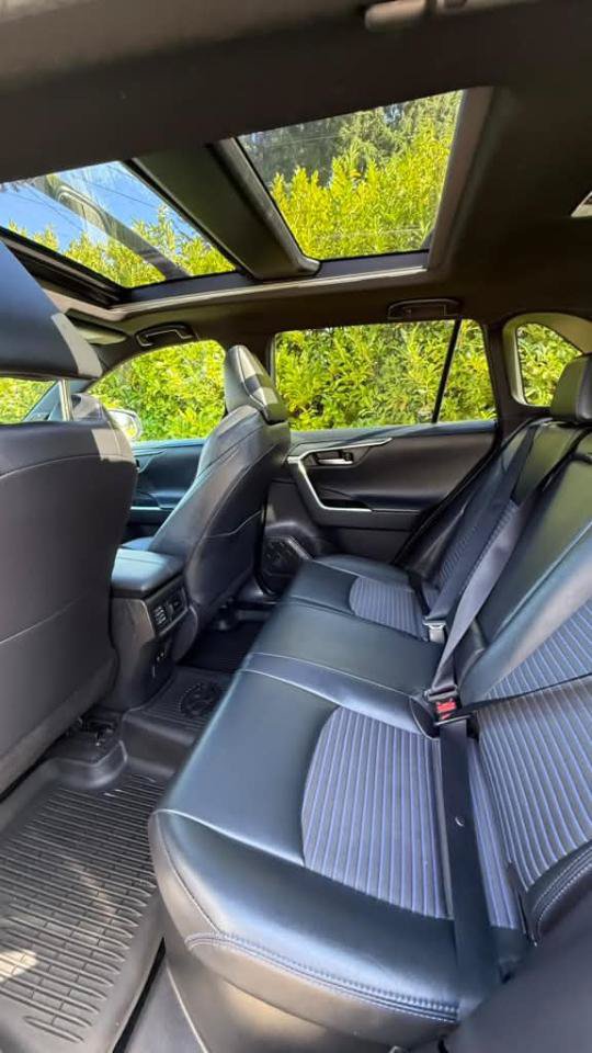 Used 2021 Toyota RAV4 XSE AWD/4WD image 8