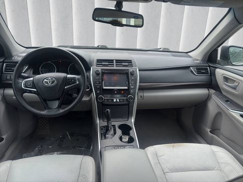 Used 2016 Toyota Camry XLE FWD image 15
