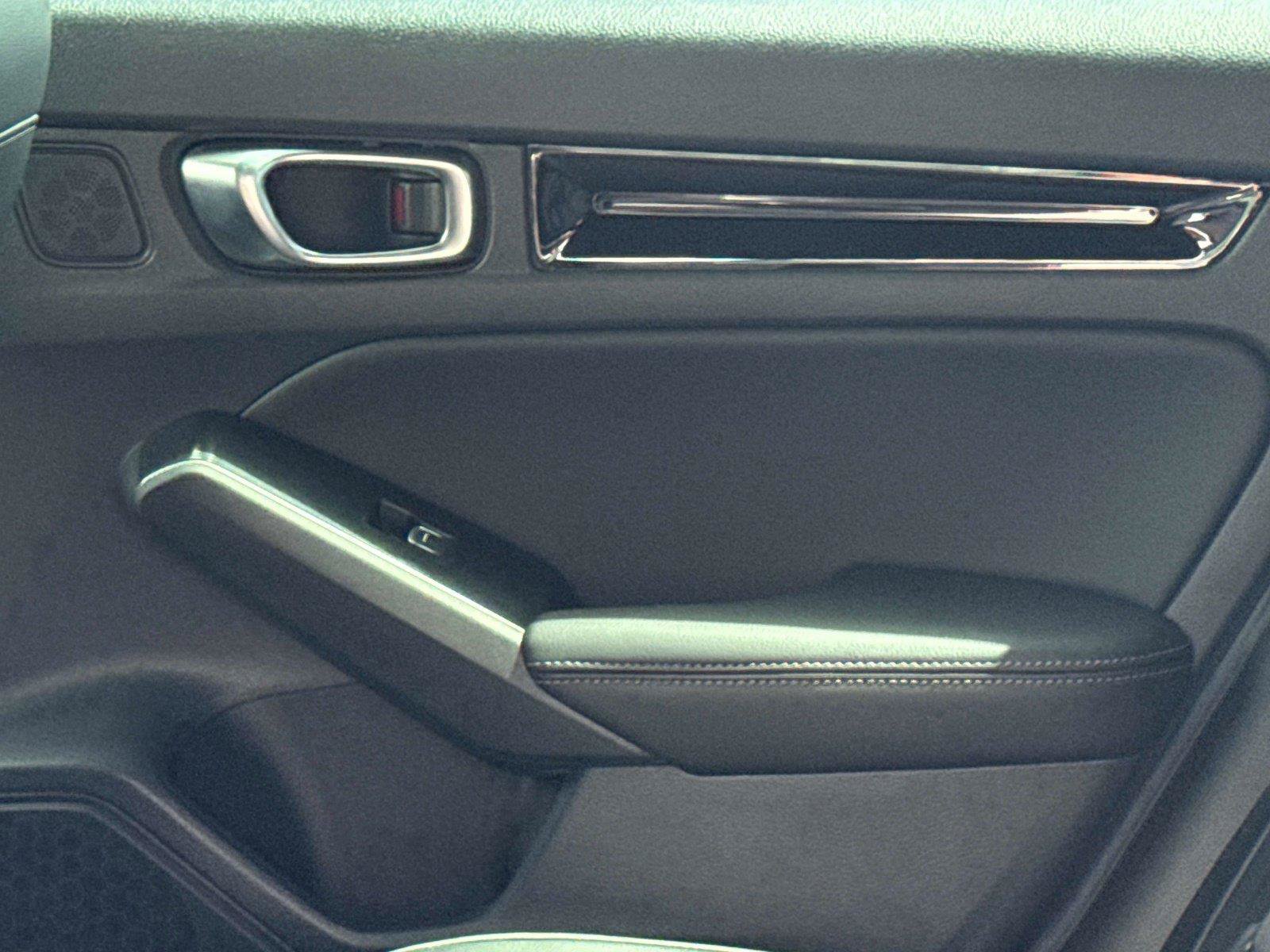 Certified 2024 Honda Civic Sport Touring image 14