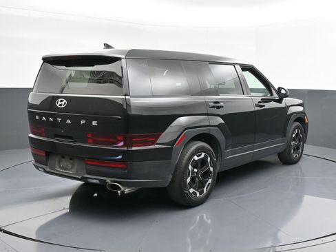 Used 2025 Hyundai Santa Fe SE image 8