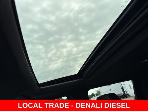 Used 2024 GMC Sierra 1500 Denali w/ Denali Reserve Package AWD/4WD image 8