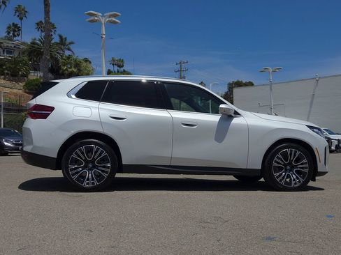 New 2026 BMW X3 xDrive30i w/ Premium Package AWD/4WD image 3