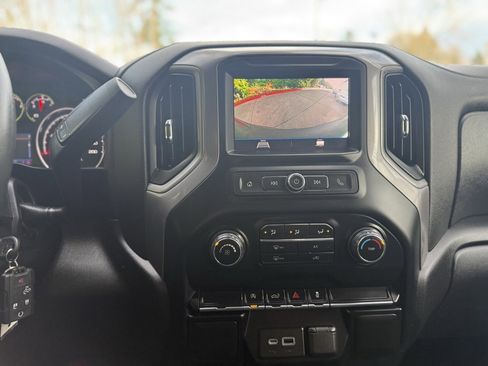 Used 2022 Chevrolet Silverado 1500 Custom w/ Safety Confidence Package image 34