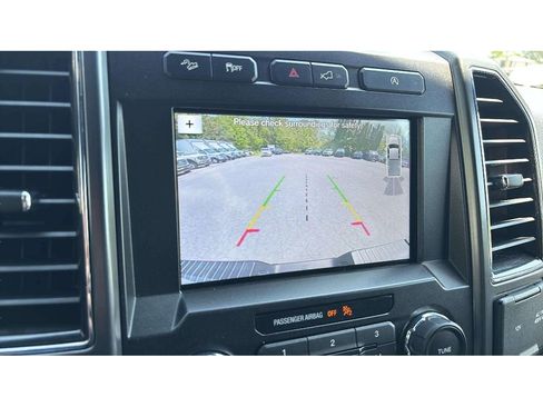 Used 2018 Ford F150 XLT w/ Equipment Group 302A Luxury AWD/4WD image 18