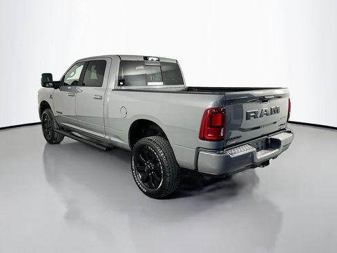 New 2026 RAM 2500 Laramie AWD/4WD image 5