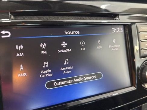 Certified 2019 Nissan Rogue SV w/ Premium Package AWD/4WD image 14