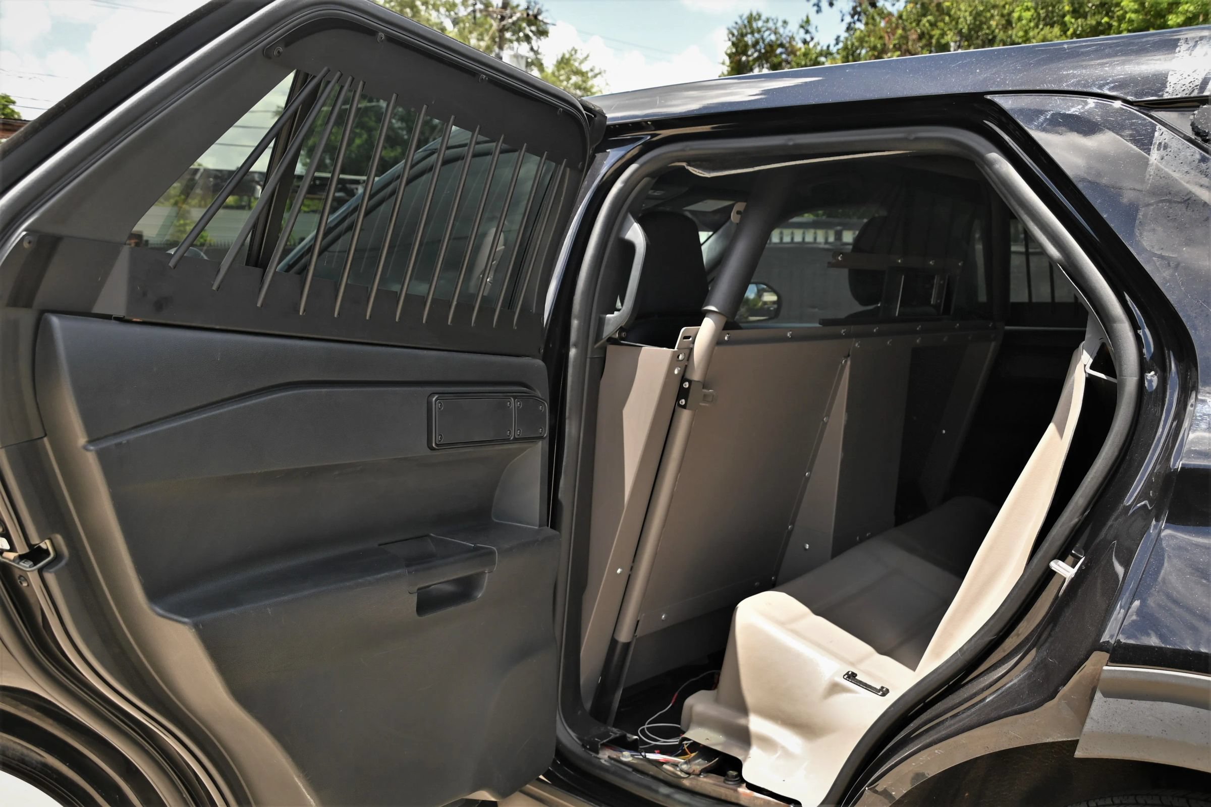 Used 2022 Ford Explorer 4WD Police Interceptor image 12