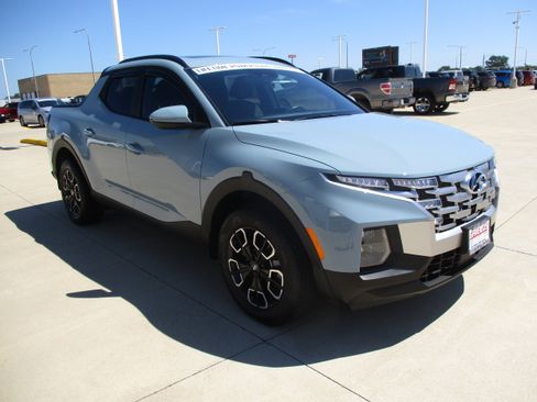 Used 2023 Hyundai Santa Cruz SEL Premium AWD/4WD image 10