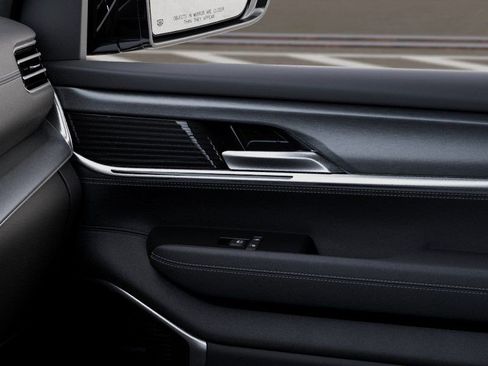 New 2026 Jeep Grand Wagoneer Limited AWD/4WD image 25