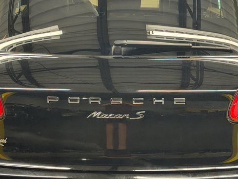 Used 2016 Porsche Macan S w/ Premium Package Plus AWD/4WD image 11