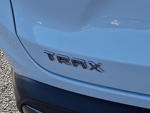 New 2026 Chevrolet Trax ACTIV w/ Sunroof Package image 5
