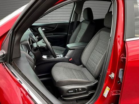 Used 2024 Chevrolet Equinox LT FWD image 20