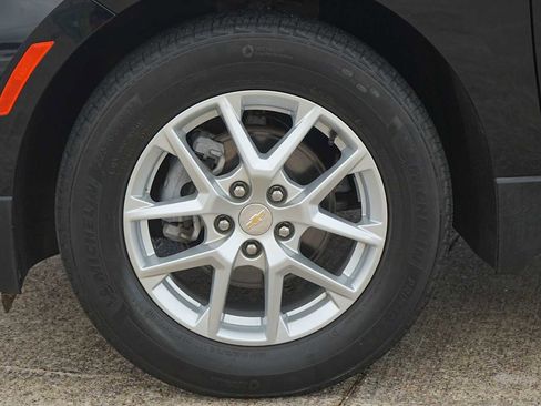 Used 2023 Chevrolet Equinox LT FWD image 7
