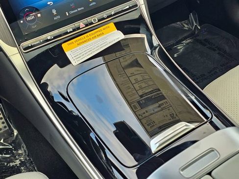 New 2026 Mercedes-Benz GLC 300 GLC 300 Coupe image 32