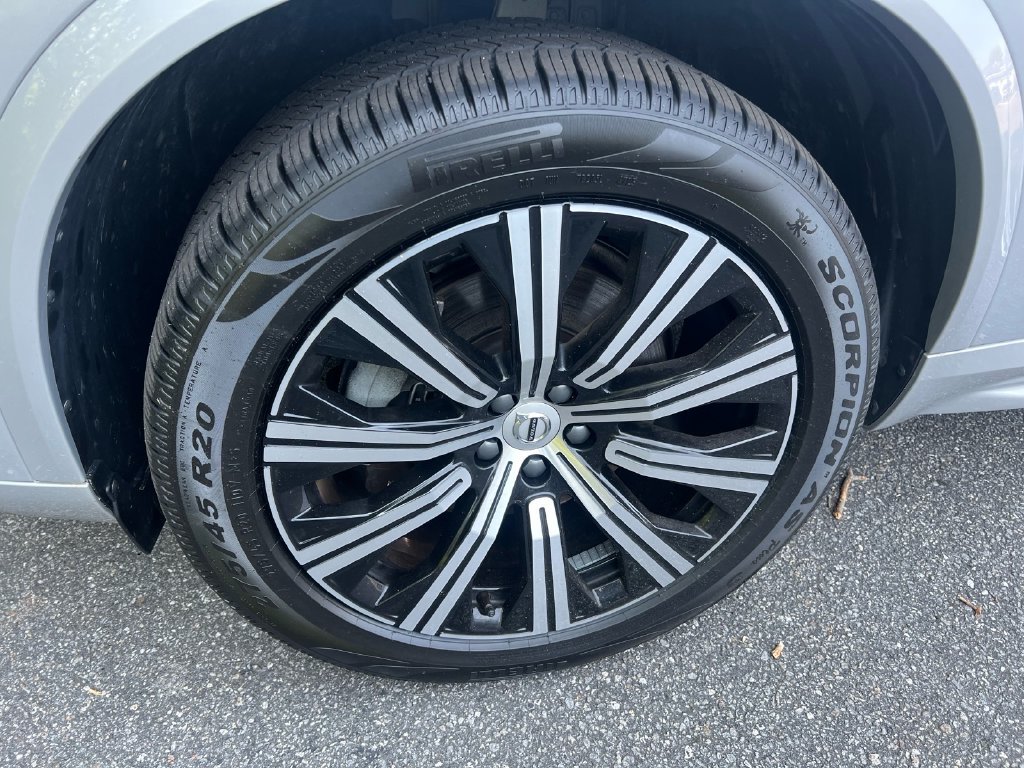 Certified 2024 Volvo XC90 B6 Plus w/ Protection Package AWD/4WD image 10