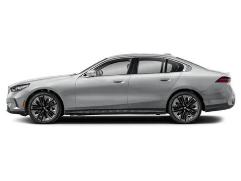 Used 2025 BMW 530i RWD image 3