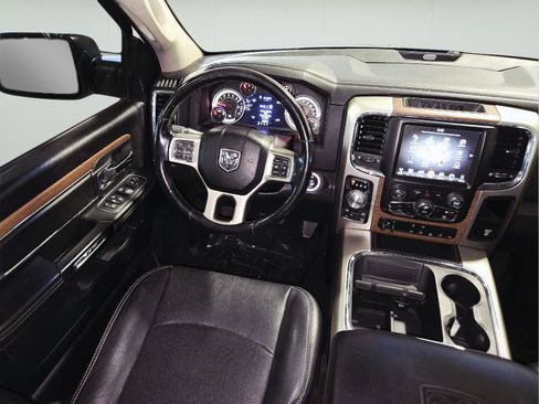 Used 2016 RAM 1500 Laramie w/ Convenience Group AWD/4WD image 41