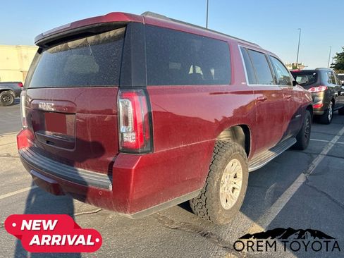 Used 2018 GMC Yukon XL SLT w/ Open Road Package AWD/4WD image 3