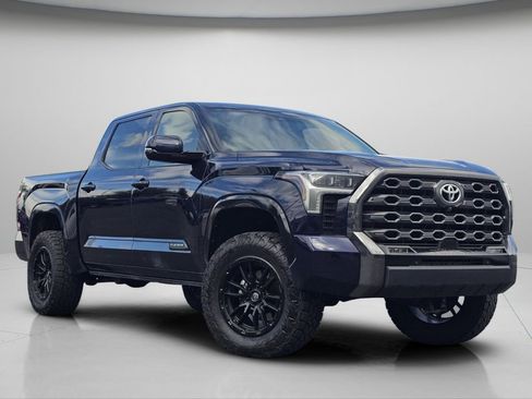 Used 2023 Toyota Tundra Platinum AWD/4WD image 2