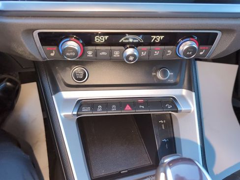 Used 2022 Audi Q3 2.0T Premium Plus AWD/4WD image 23