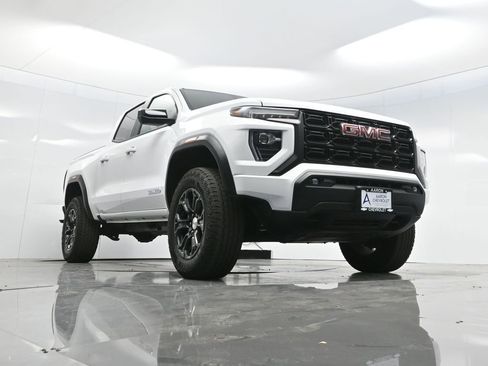 Used 2024 GMC Canyon Elevation w/ Convenience Package image 52