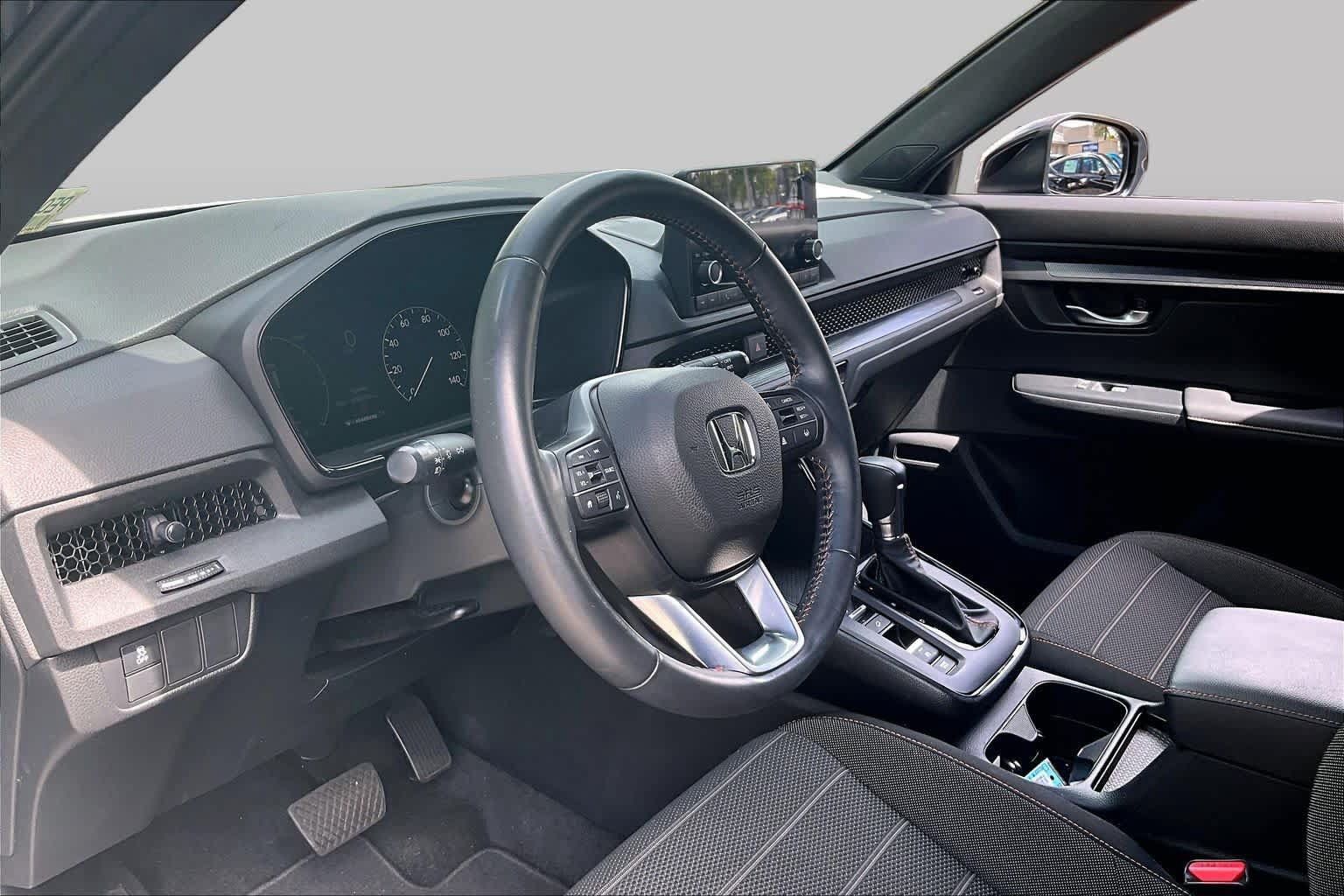 Used 2023 Honda CR-V Sport image 18