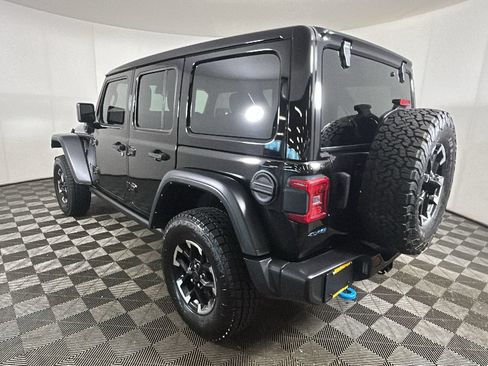 Used 2024 Jeep Wrangler Unlimited Rubicon 4xe AWD/4WD image 5