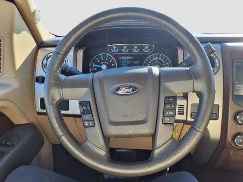 Used 2014 Ford F150 Lariat w/ Lariat Chrome Package image 22