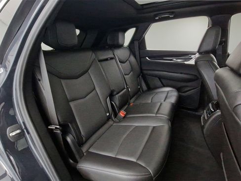 Used 2022 Cadillac XT5 Premium Luxury w/ Technology Package image 26
